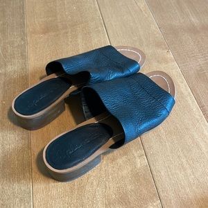 Splendid sandals! New!